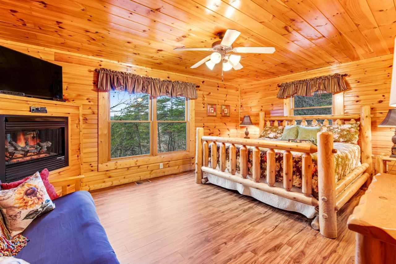 Grizzly Manor Villa Pigeon Forge Dış mekan fotoğraf