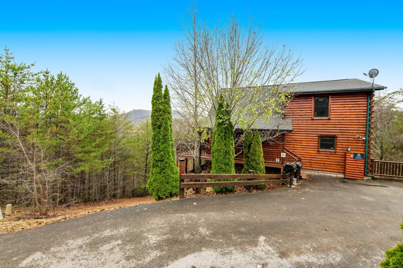 Grizzly Manor Villa Pigeon Forge Dış mekan fotoğraf